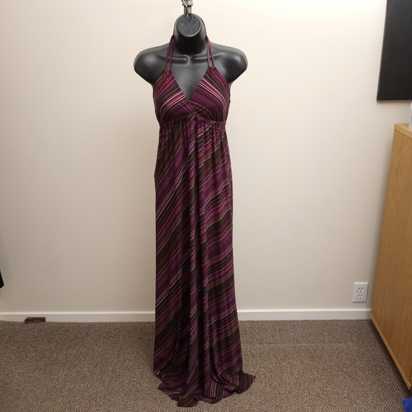 Veronica M Dresses & Skirts - VERONICAM Halter Maxi Dress